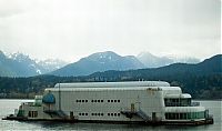Architecture & Design: McBarge, Friendship 500 McDonald's Restaurant, Burnaby, British Columbia, Canada
