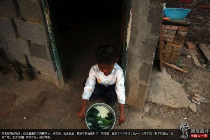 6-year-old boy lives alone, China