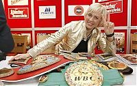Celebrities: Natalia Ragozina, Miss Sledgehammer, world champion in WIBF heavyweight boxing