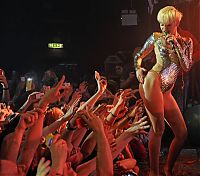 Celebrities: Miley Ray Cyrus