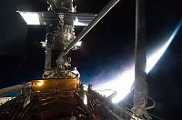 Earth & Universe: space shuttle atlantis
