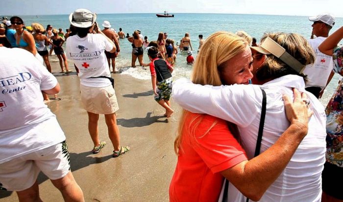 Saving a turtle, Juno Beach, Jupiter, Florida