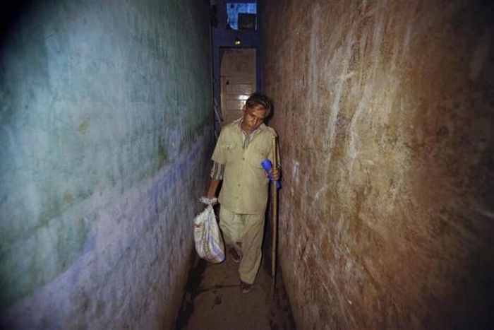 Rat-catching, Mumbai, India