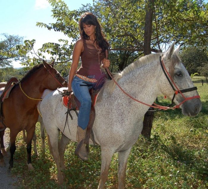 girl with a horse