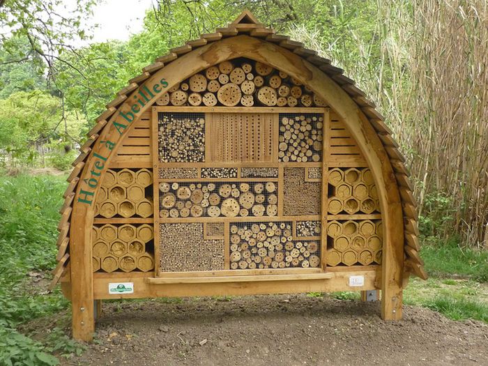 bee insect hotel structure