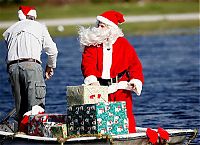 Fauna & Flora: Christmas with the Chimps, Lion Country Safari, Loxahatchee, Palm Beach County, Florida, United States