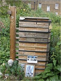 Fauna & Flora: bee insect hotel structure