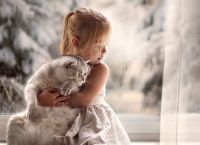 Fauna & Flora: cat and the child