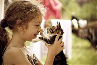 Fauna & Flora: cat and the child