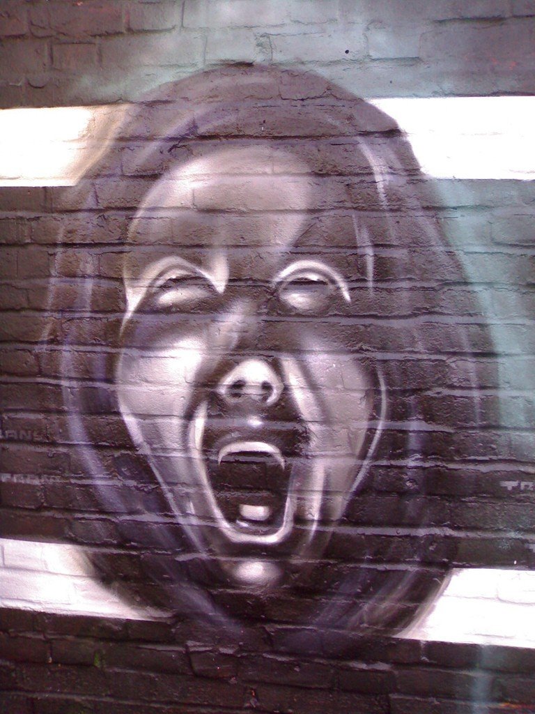 Photorealistic graffiti artist by Trans
