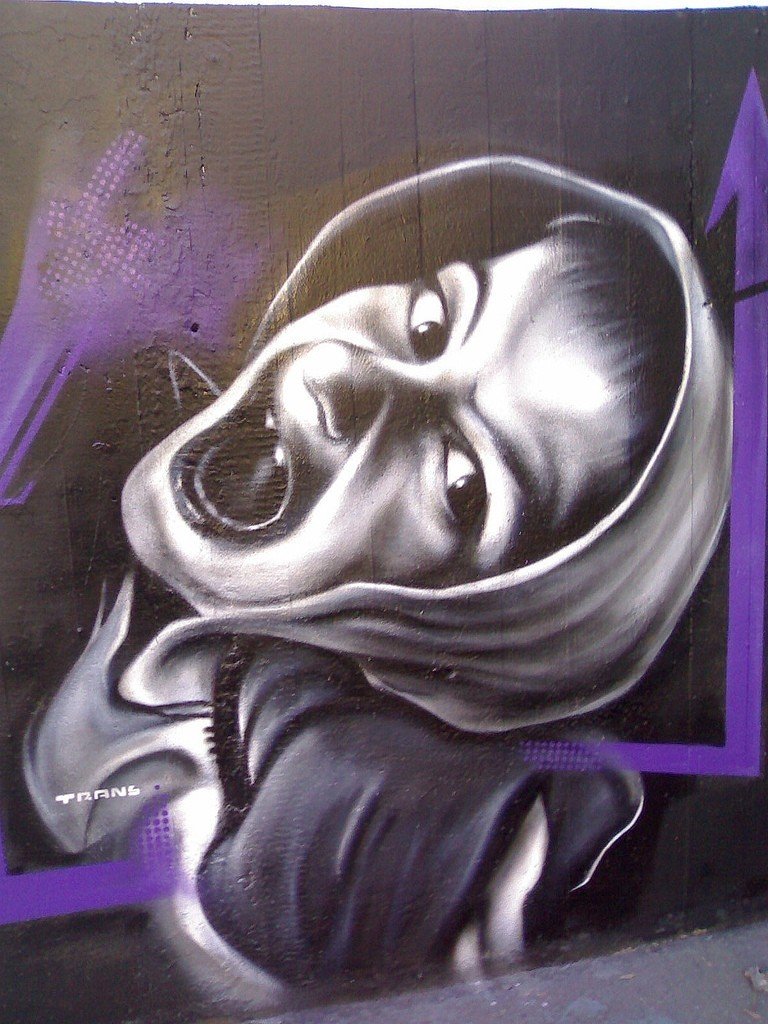 Photorealistic graffiti artist by Trans