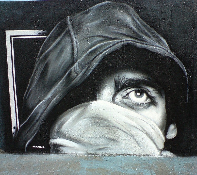 Photorealistic graffiti artist by Trans