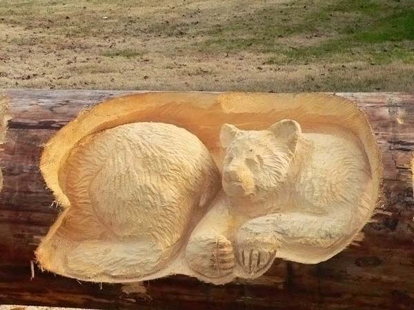 Wood sculptures made by chainsaw