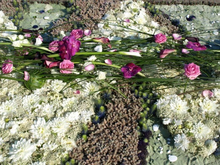 Flower carpets