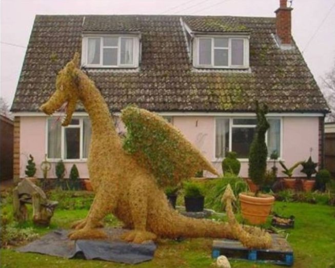 green statues