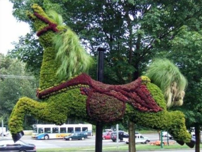 green statues