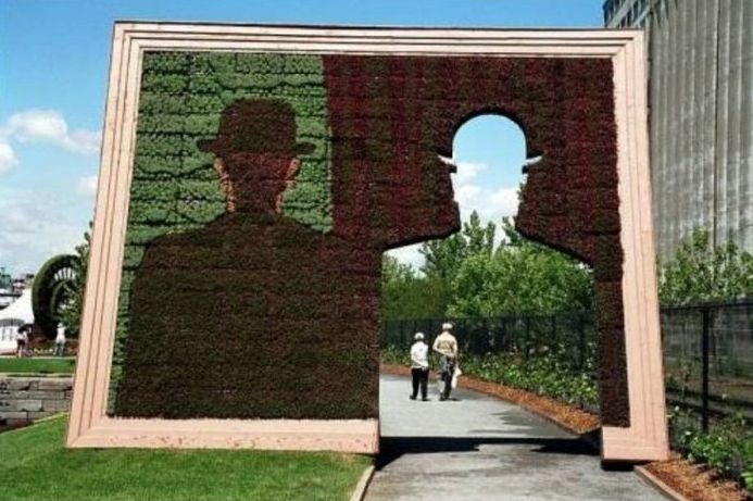 green statues