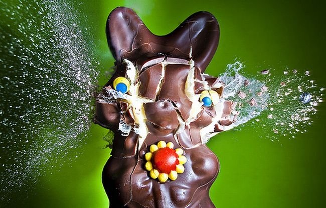 High-speed photography art with Nikon D40