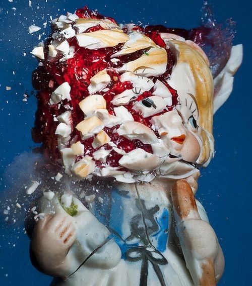 High-speed photography art with Nikon D40