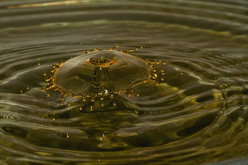 water drops high-speed photography