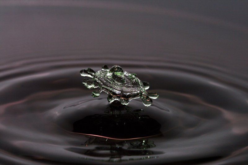 water drops high-speed photography