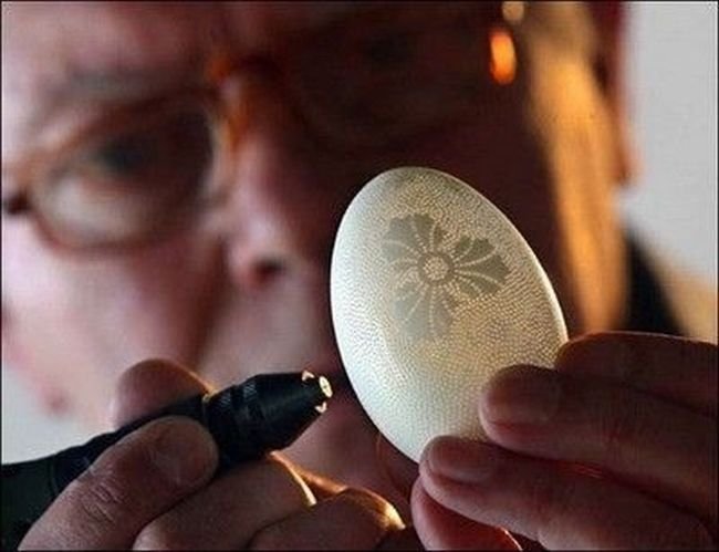 Egg shell art
