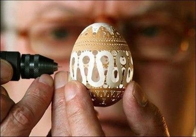 Egg shell art