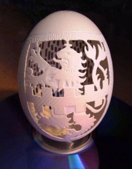 Egg shell art