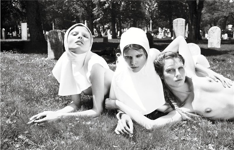 Hot nuns by Sebastián Faena