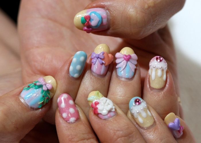 Nails art in Tokyo