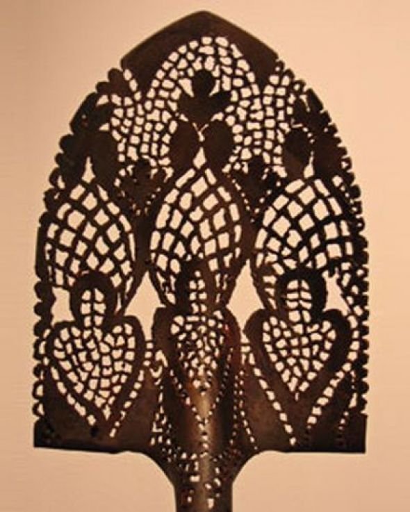 Metal cutting woman profession