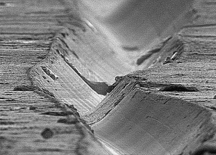 grooves in vinyl records
