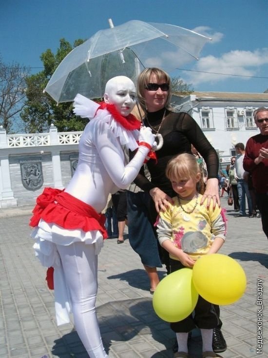 Living Statues Contest 2010, Yevpatoria