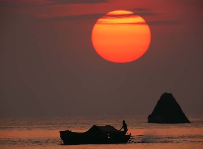 human silhouettes photo