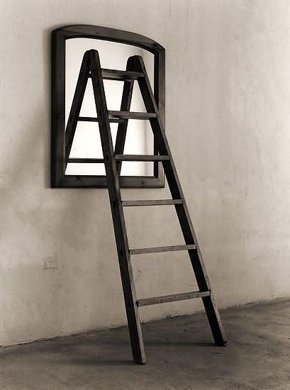 Black and white surrealistic photo by Chema Madoz