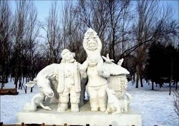 snow sculpture