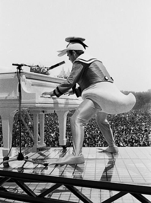Celebrity photography by Roxanne Lowit