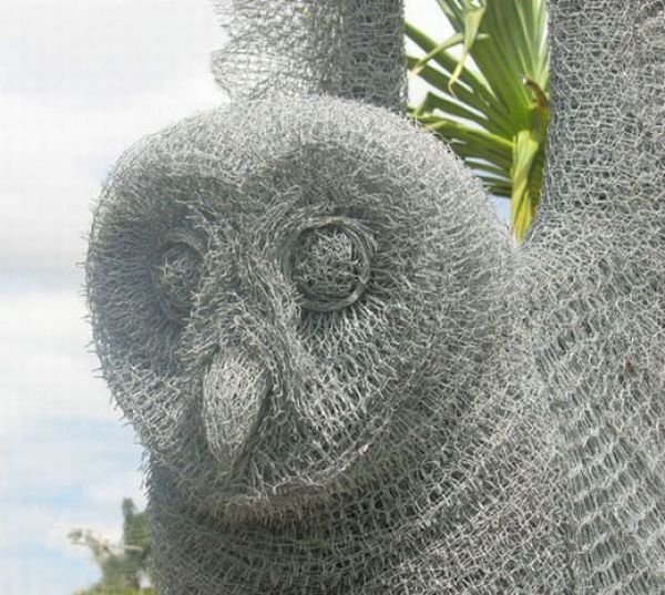 Chicken wire art by Ivan Lovatt