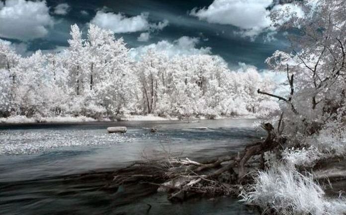 Infrared photography by Jeffrey Klassen