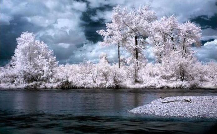 Infrared photography by Jeffrey Klassen