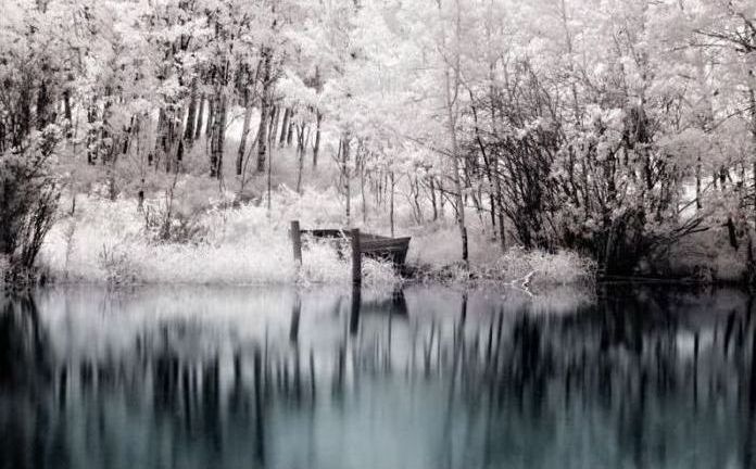 Infrared photography by Jeffrey Klassen