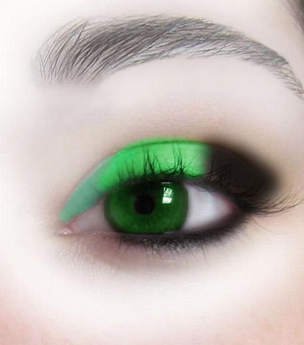 eye makeup detail