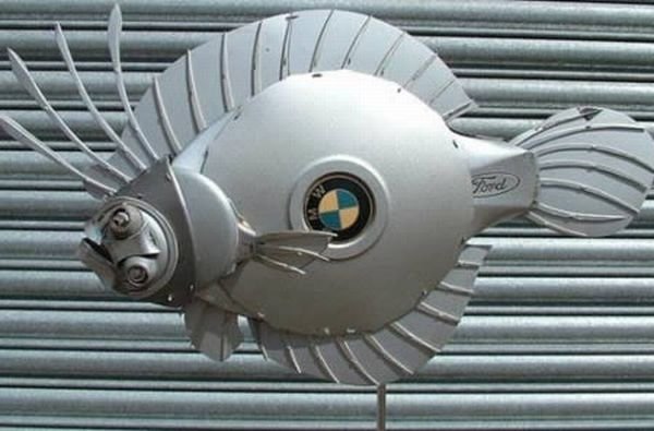 Hubcap sculpture creatures by Ptolemy Elrington