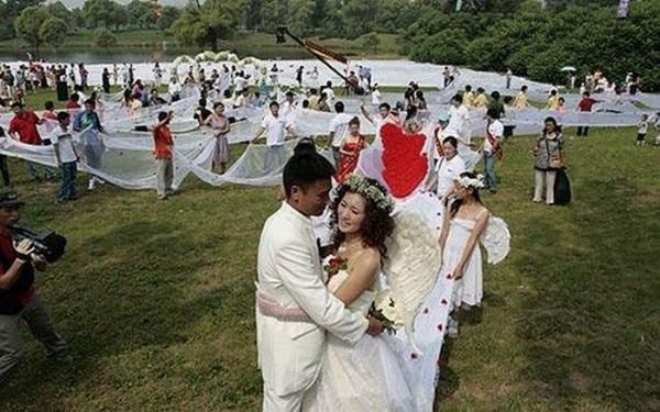 unusual wedding dresses