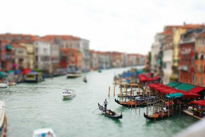 tilt-shift photography