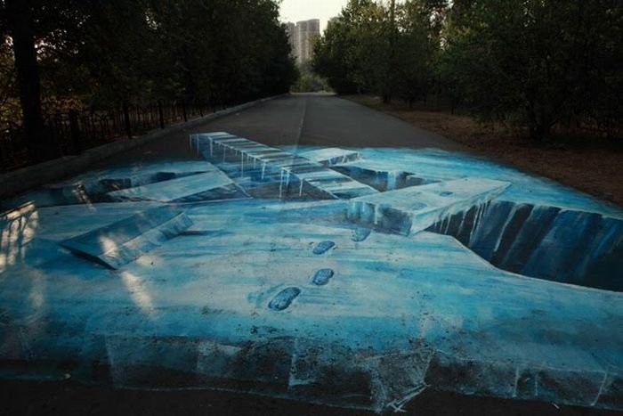 3D pictures art in parks of Moscow, Russia