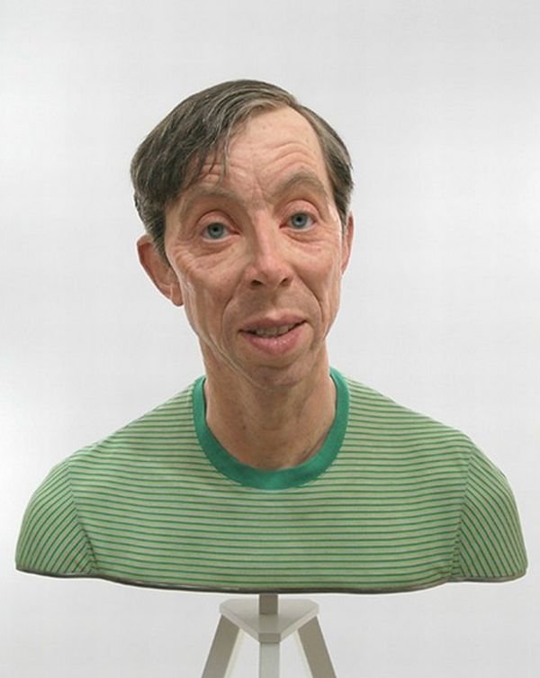 Realistic sculptures by Evan Penny