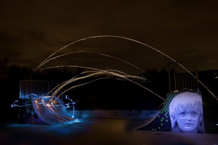 playing with light in a skate park