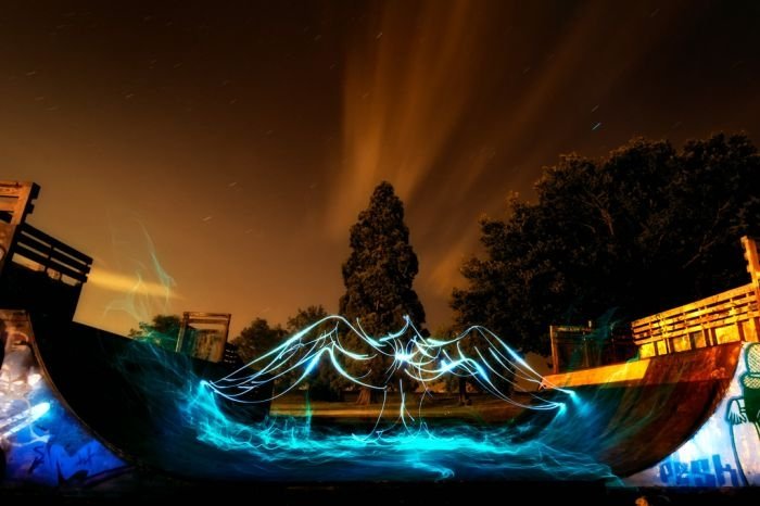 playing with light in a skate park