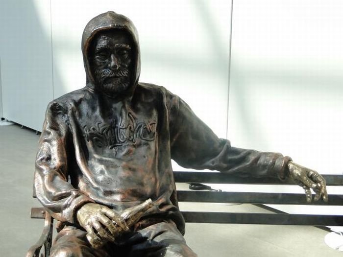 Sculptures of homeless people by Jens Galschiøt